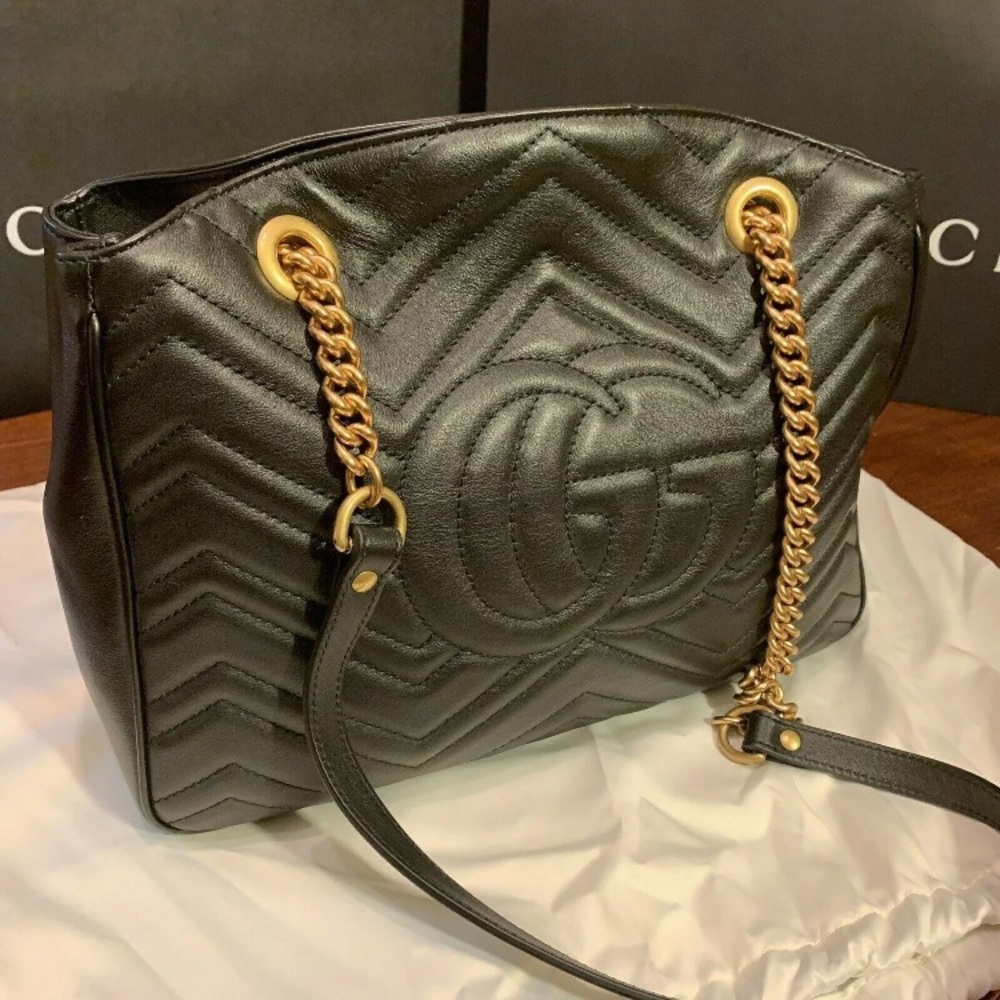 Gucci GG Medium Matelasse Shoulder Bag - Picture 4 of 7